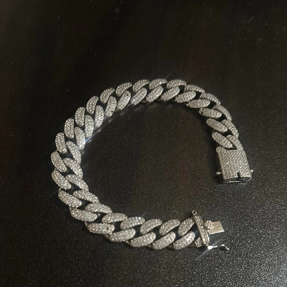 Chic Silver Chain Bracelet